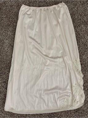 Pale Pink Vintage Half Slip with Lace Applique